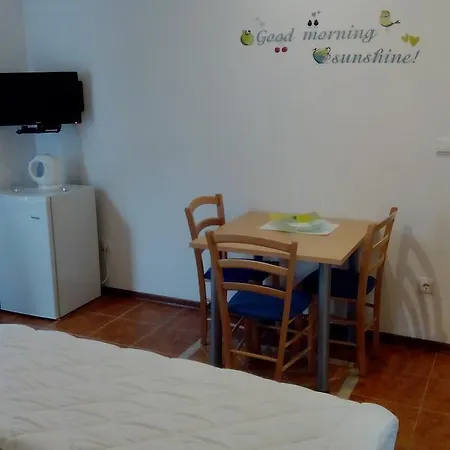 Διαμέρισμα Apartment Sara & Toni